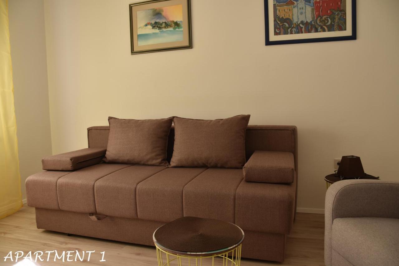 Apartments Luka Trogir Eksteriør billede