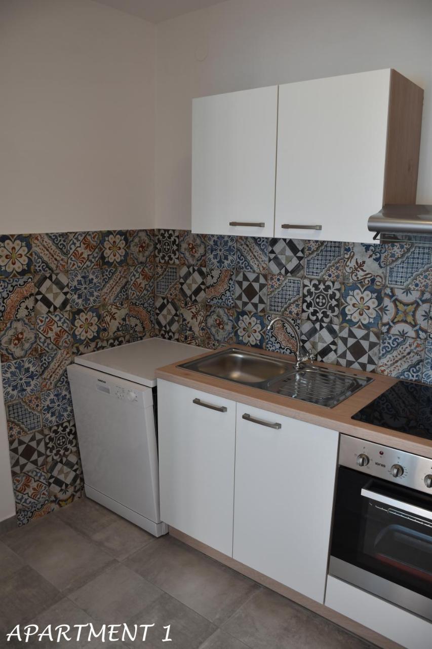 Apartments Luka Trogir Eksteriør billede