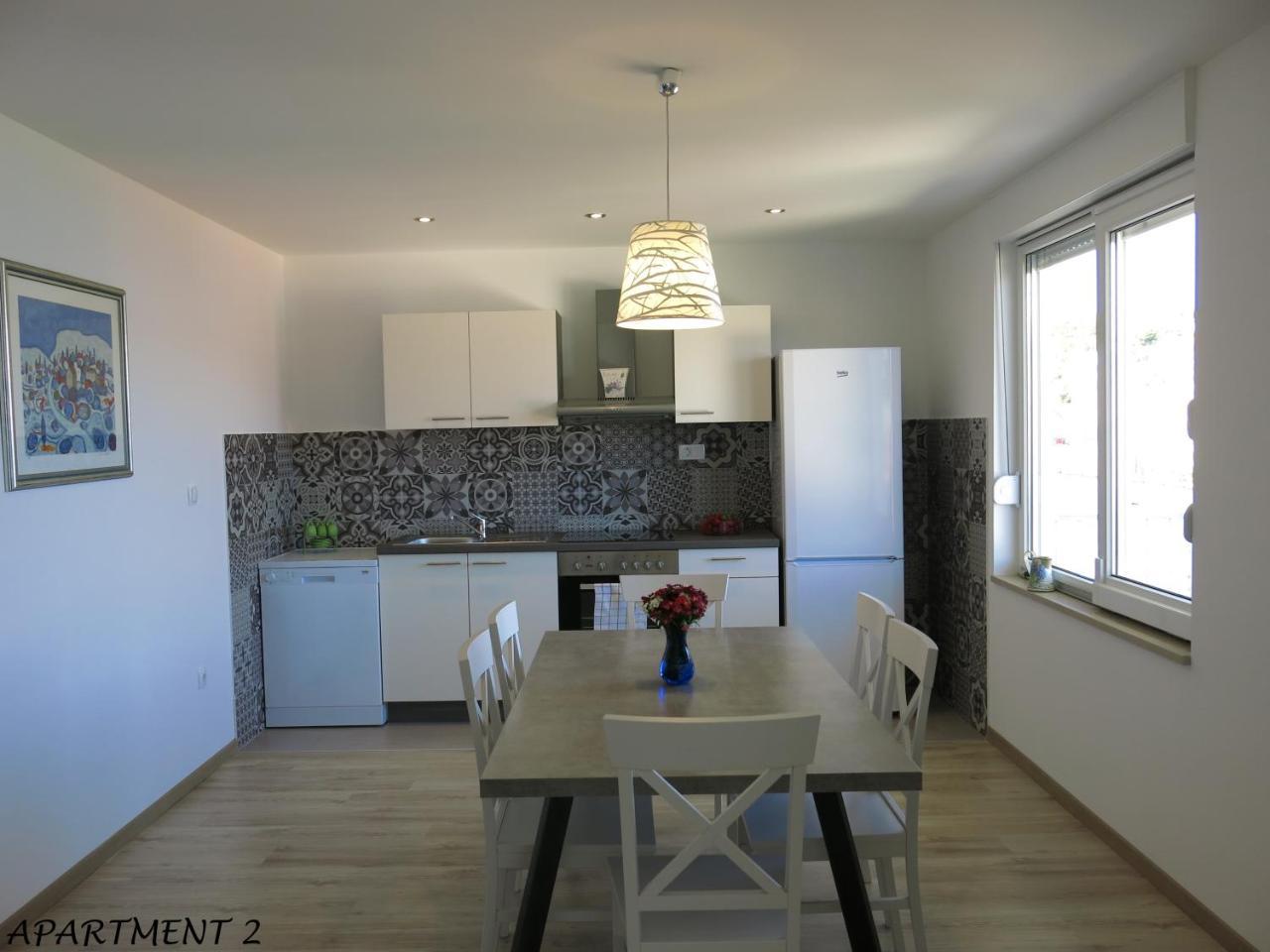 Apartments Luka Trogir Eksteriør billede