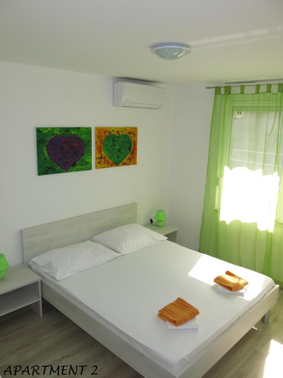 Apartments Luka Trogir Eksteriør billede